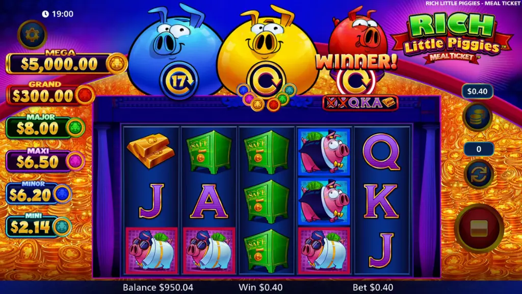 Rich Little Piggies - Game screenshot with meal ticket bonus.
